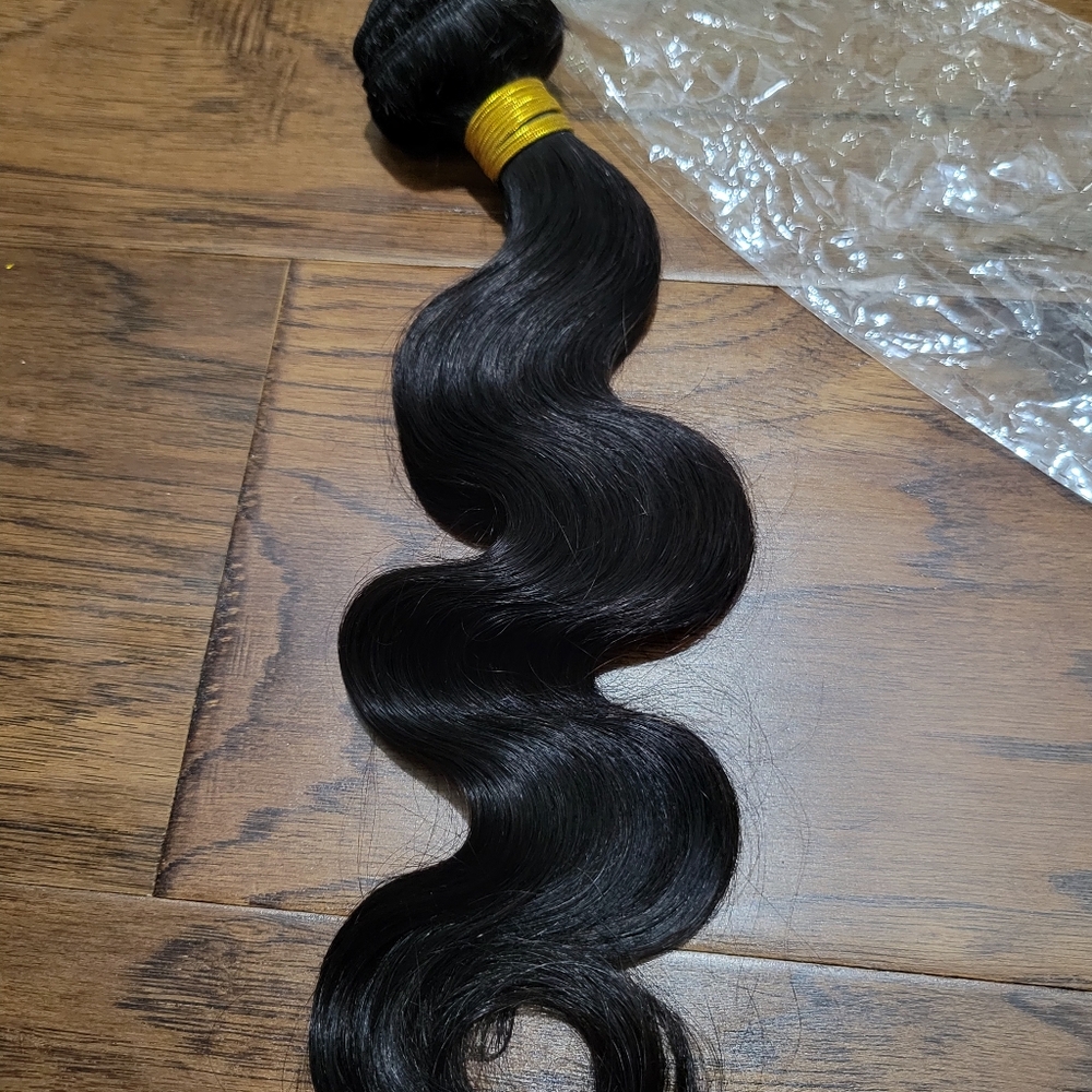 Human hair bundle